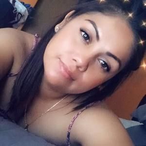 Meet your Posher, Mayra